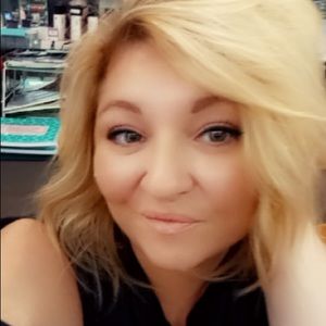 Meet your Posher, Lindsay